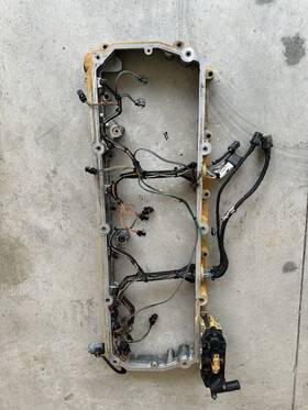 Caterpillar 2386610 Cat C13 Diesel Engine Valve Cover Base And Breather 238-6710 Oem