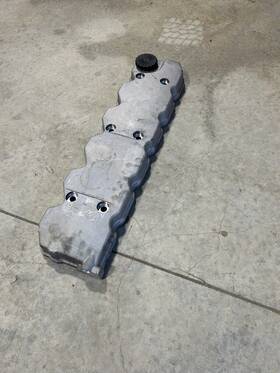 Cummins 4939895 Isb 6.7/qsb 6.7 Valve Cover Isb6.7/ Qsb 6.7/isbe