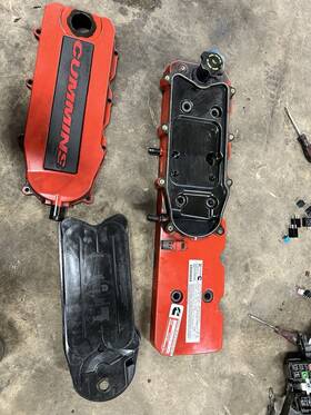 Cummins 74285916 2015 Isb 6.7 Engine Valve Cover