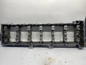 Detroit Diesel A4720510202 2013 Dd15 Valve Cover Base 568-10809