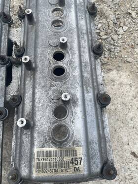Dodge P04892457da Oem Valve Covers For 03-05 Chrysler 300c 5.7 Hemi Used Good Condition