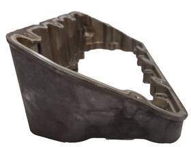 International 1875563c1 Used Right Hand Valve Cover/spacer Maxxforce 7 Engine - 1875563c2 Ships Free