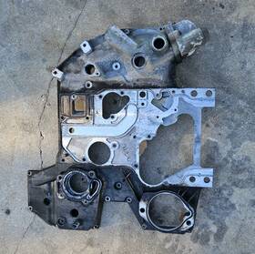 International 1879184c1 Durastar - Maxxforce Dt Engine Cover Used Oem