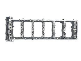 Mercedes A4700510202 2015 Om471la Valve Cover Base 568-10931