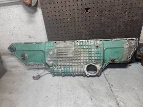 Volvo 8170596 Ved12c Oil Cooler Cover