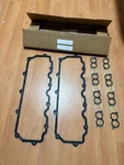 1838250C1 Valve Cover Navistar International W/gasket Intake Manifold New. Price: $98.00.