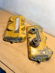 Set Of 2 Caterpillar 3406B Valve Cover W/ Two Holes 7C9667 Oem 4N4537 Used. Price: $242.00.