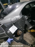 Engine Cover Oem 2013 Mercedes-benz S550 Used. Price: $100.00.