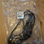 22875267 Volvo Valve Cover Gasket Genuine New Oem. Price: $150.00.